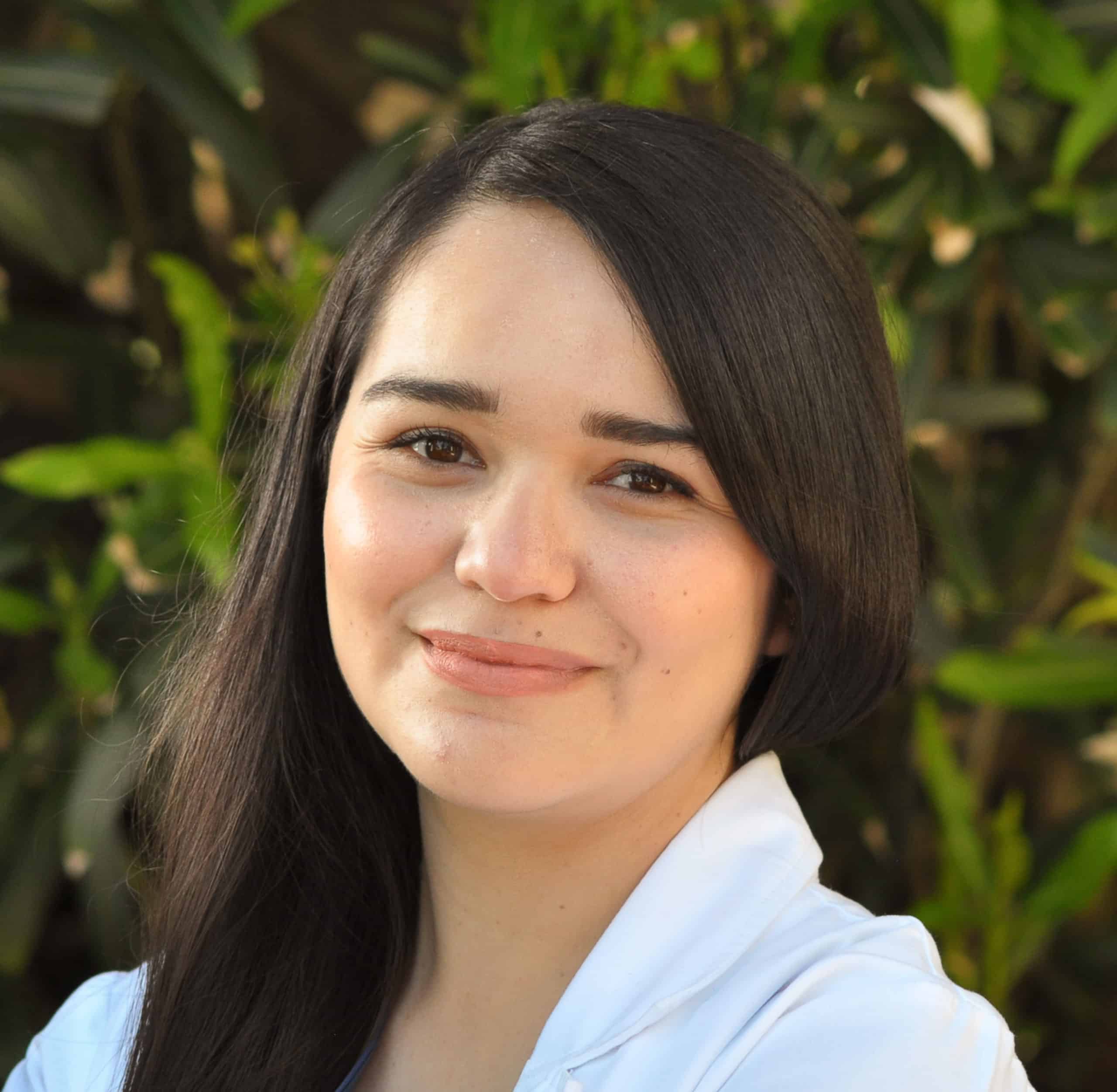 staff_0023_Laura_Haro