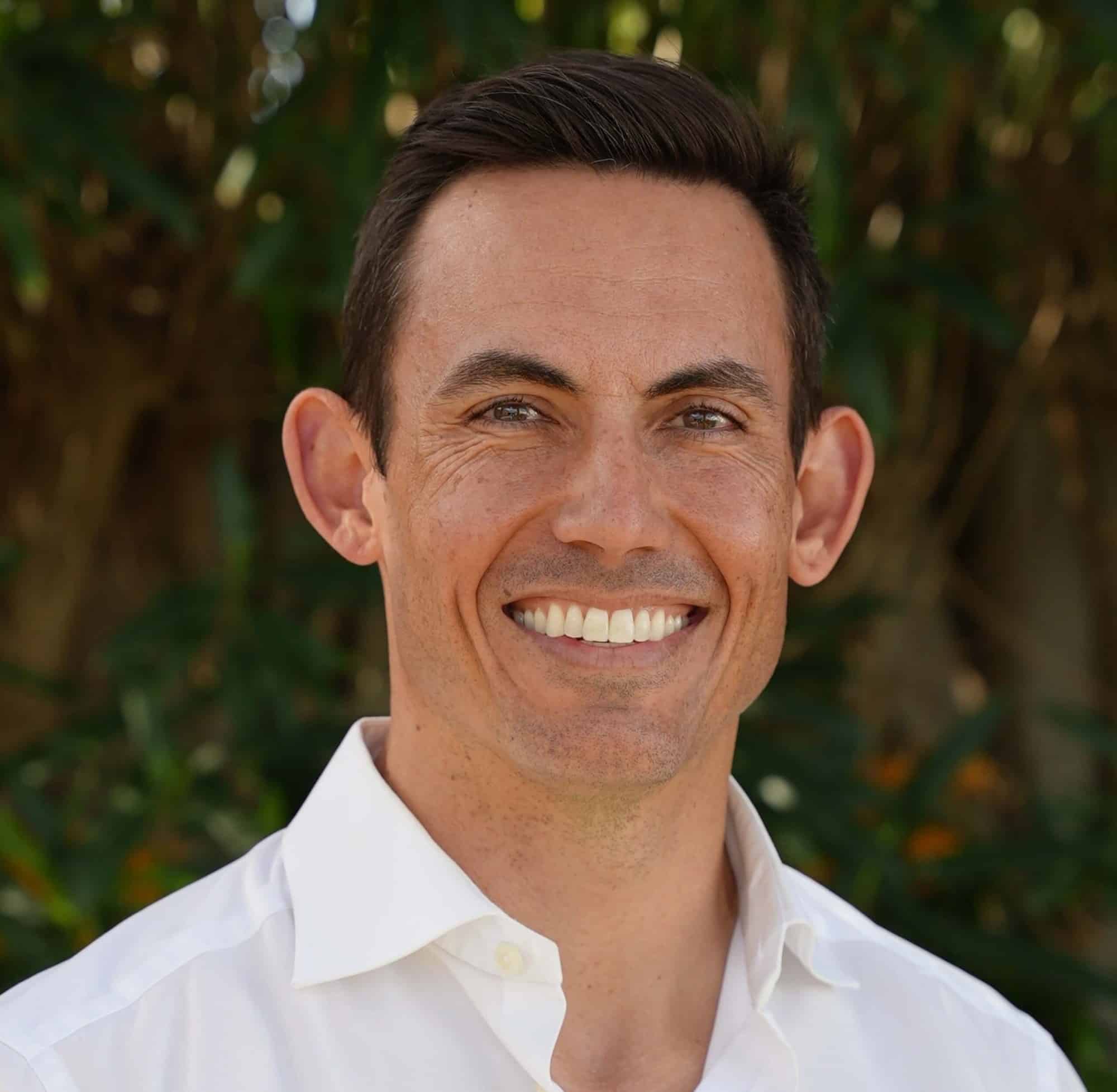 shane_farmer_ceo Dr. Myron Wentz - Founder